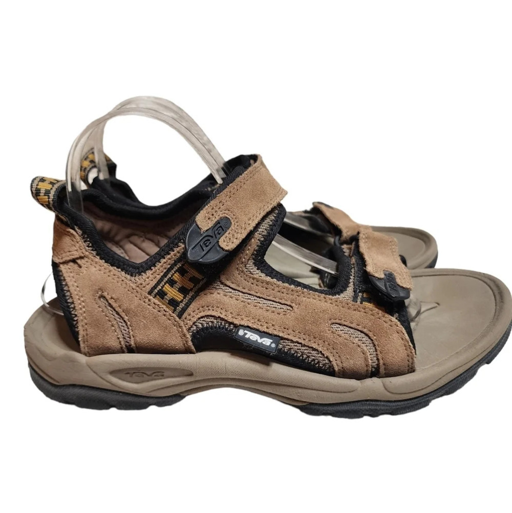 Teva Brown Leather 6571 hurricane sport sandals. Men's size 9